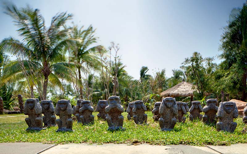 Sanya DaXiaoDongtian Park