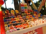 The stallholders for the "Dragon Soars through the Fortune Gate &middot; Wuyue Cave Paradise" Spring Festival market are eagerly recruiting.